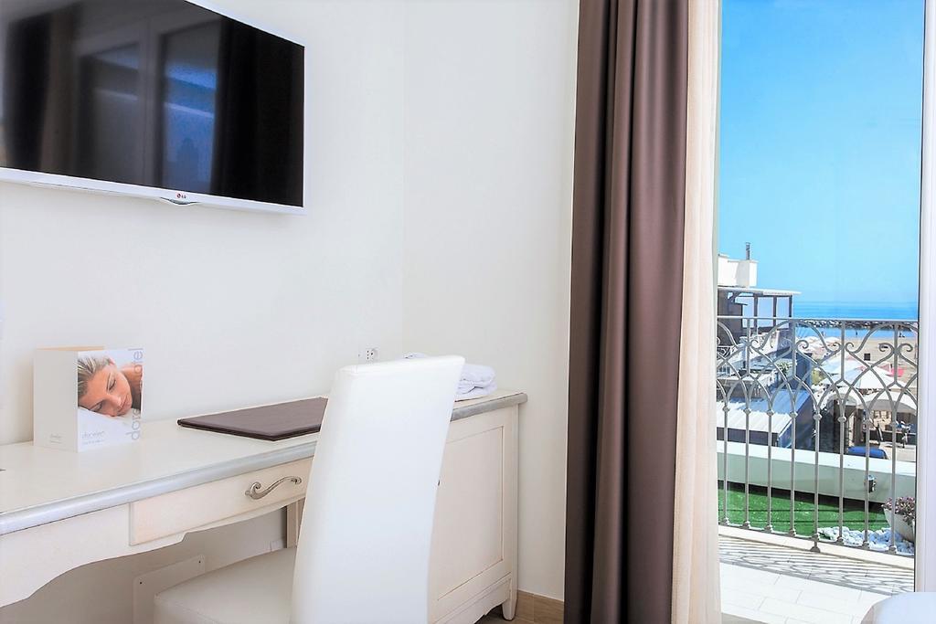 Princier Fine Resort & Spa リミニ エクステリア 写真